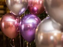 Jak przewieźć balony z helem bez obaw o ich uszkodzenie