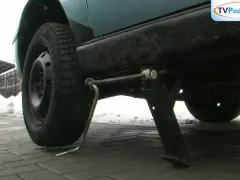 Jak wyjąć koło zapasowe Citroen Berlingo? Szybki poradnik
