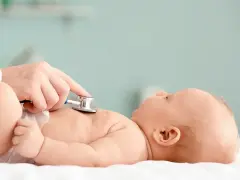 Zachłystowe zapalenie płuc u niemowlaka objawy, które mogą zaskoczyć rodziców