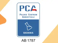 Logo PCA z napisem "Polskie Centrum Akredytacji" i symbolem kolby. Informacja o tym, ile kosztuje akredytacja laboratorium, jest kluczowa dla firm.