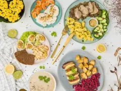 Catering dietetyczny czy warto? Sprawdź, co zyskujesz i tracisz
