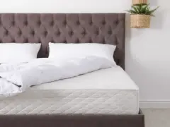 Un matelas avec ressorts ensachés, c'est quoi ? Il offre un soutien personnalisé et un confort optimal pour un sommeil réparateur.