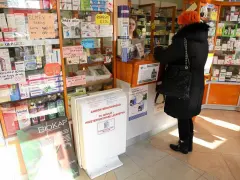 Dzielenie leków w aptece: Czy farmaceuta może odmówić? Sprawdź!