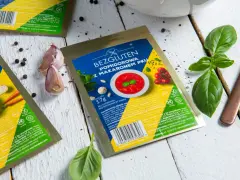Zupa pomidorowa z makaronem PKU, bezglutenowa, dla osób z fenyloketonurią. Składniki i sposób przygotowania na opakowaniu.