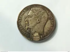 Pièce de monnaie ancienne, profil de Louis-Napoléon Bonaparte, inscription "LOUIS-NAPOLEON BONAPARTE". La valeur pièce louis-napoléon bonaparte 1852 est estimée.