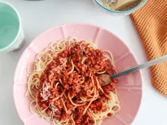 Spaghetti po bolońsku: prosty przepis na pyszne danie bez błędów