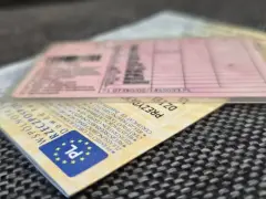 Polskie prawo jazdy i dowód rejestracyjny. Wygodna wymiana prawa jazdy online to przyszłość.