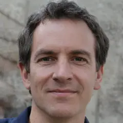 Autor Maciej Sasin
