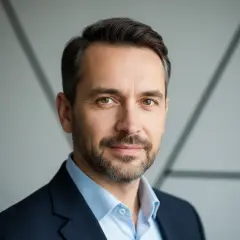 Autor Maciej Wolny