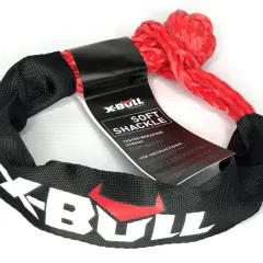 Czerwona, miękka szekla X-BULL z czarnym oplotem i białym logo, gotowa do akcji.