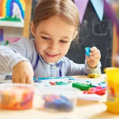 Co potrzebne dla przedszkolaka: niezbędna lista rzeczy na start