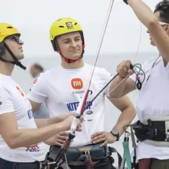 Jak nauczyć się pływać pod wodą? Kompletny poradnik krok po kroku