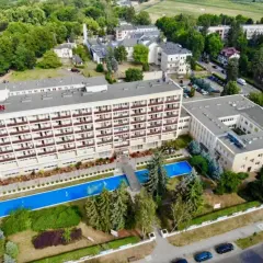Ile jest sanatoriów w Ciechocinku i co oferują dla zdrowia?