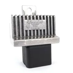 Regulator napięcia NAGARES, 12V. Może być powiązany z błędem DTC P0340 w Renault.