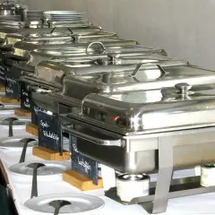 Jak otworzyć catering w domu i uniknąć kosztownych błędów