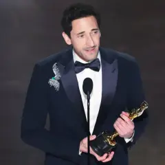 Adrien Brody z Oscarem, symbol jego bogatej filmografii.
