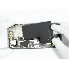 Wymiana baterii iPhone: Czy warto? Diagnoza, koszty, serwisy