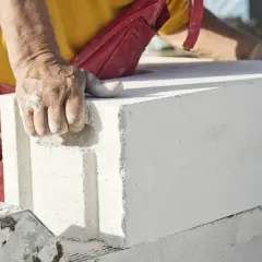 Ciepły dom: Beton komórkowy czy ceramika? Porównanie WT 2021