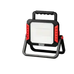 Reflektor LED PRO 50W. Czy 50w led ile to wat? To mocne światło robocze.