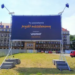 Ile kosztuje wynajem billboardu? Sprawdź ceny i ukryte koszty