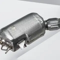 Filtr DPF z osłoną termiczną i elastycznym łącznikiem. Zastanawiasz się, ile kosztuje czyszczenie DPF?