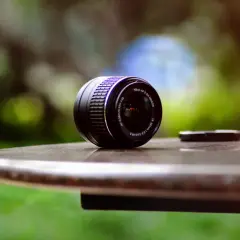 Obiektyw stałoogniskowy: Czy warto? Jakość, bokeh, kreatywność