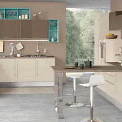 Cucina moderna con pensili color tortora e turchese, perfette idee pitture per cucina. Tavolo snack con sgabelli bianchi.