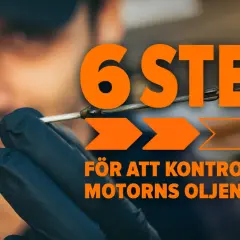 6 steg för att kolla olja bil. En person med handskar drar upp oljestickan.