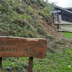 Refugio Branagallones, altitud 1235m, en este parque natural de redes rutas.