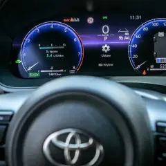 Ile pali Toyota Yaris 1.3 benzyna? Sprawdź realne spalanie i oszczędności