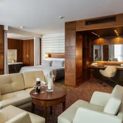 Jak zostawić pokój w hotelu i uniknąć nieprzyjemnych niespodzianek