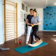 Wackelbrett Übungen: Meistere Balance, stärke den Rücken jetzt!