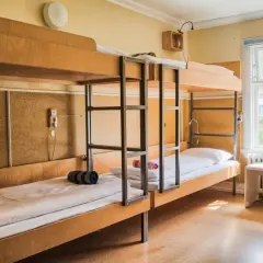 Czym się różni hostel od hotelu? Kluczowe różnice, które musisz znać