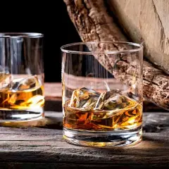 Ile kalorii ma whisky z colą? Sprawdź, jak zredukować kalorie