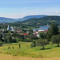 Gródek nad Dunajcem: Jakie góry widać? Pogórze, Beskidy i Tatry!