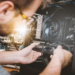 Laptop się przegrzewa? Jak go schłodzić i uniknąć awarii!