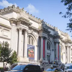 Das Metropolitan Museum of Art in New York, ein Ort, an dem man viele kostenlose Museen entdecken kann.