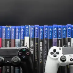 Jak bezpiecznie i tanio sprzedać używane gry PS4 bez strat