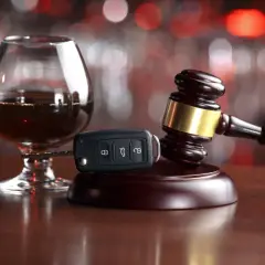 Jak sprawdzić poziom alkoholu bez alkomatu i uniknąć niebezpieczeństw