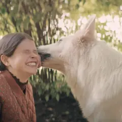 Film o psie który jeździł koleją dla dzieci – wzruszająca historia przyjaźni