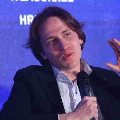 Marcin Kruszewski prawnikiem? Sprawdź jego kwalifikacje i uprawnienia