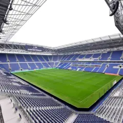 Nowy Everton Stadium, jeden z nowoczesnych stadionów w Anglii, gotowy na przyjęcie kibiców.
