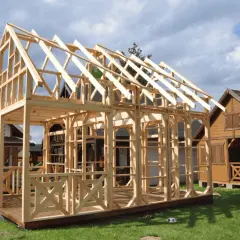 Ile naprawdę kosztuje budowa domku letniskowego 35m²? Sprawdź, jak uniknąć ukrytych kosztów!