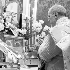 Dlaczego msza święta jest uobecnieniem ofiary krzyżowej? Wyjaśnienie