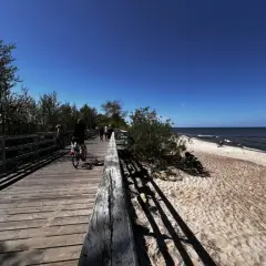 Ustronie Morskie Kołobrzeg ile km? Sprawdź najkrótsze trasy i czasy podróży