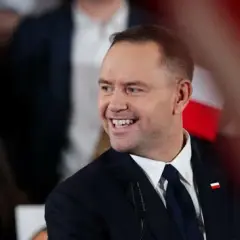 Jaką partią jest PiS? Poznaj kontrowersje i kluczowe wartości