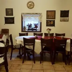 Gdzie zjeść w Tykocinie? Przewodnik po smakach Podlasia, Żydów i Tatarów