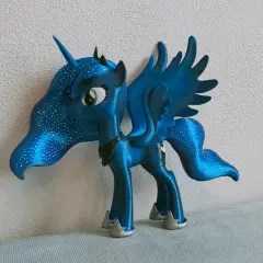 Zabawki księżniczki Luny My Little Pony – poznaj najlepsze modele