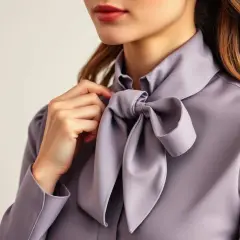 Modne wiązanie bluzy: 7 sposobów, by odmienić swój look!