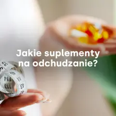 Miarka krawiecka i garść kapsułek w dłoni. Czy to klucz do skutecznego chudnięcia?